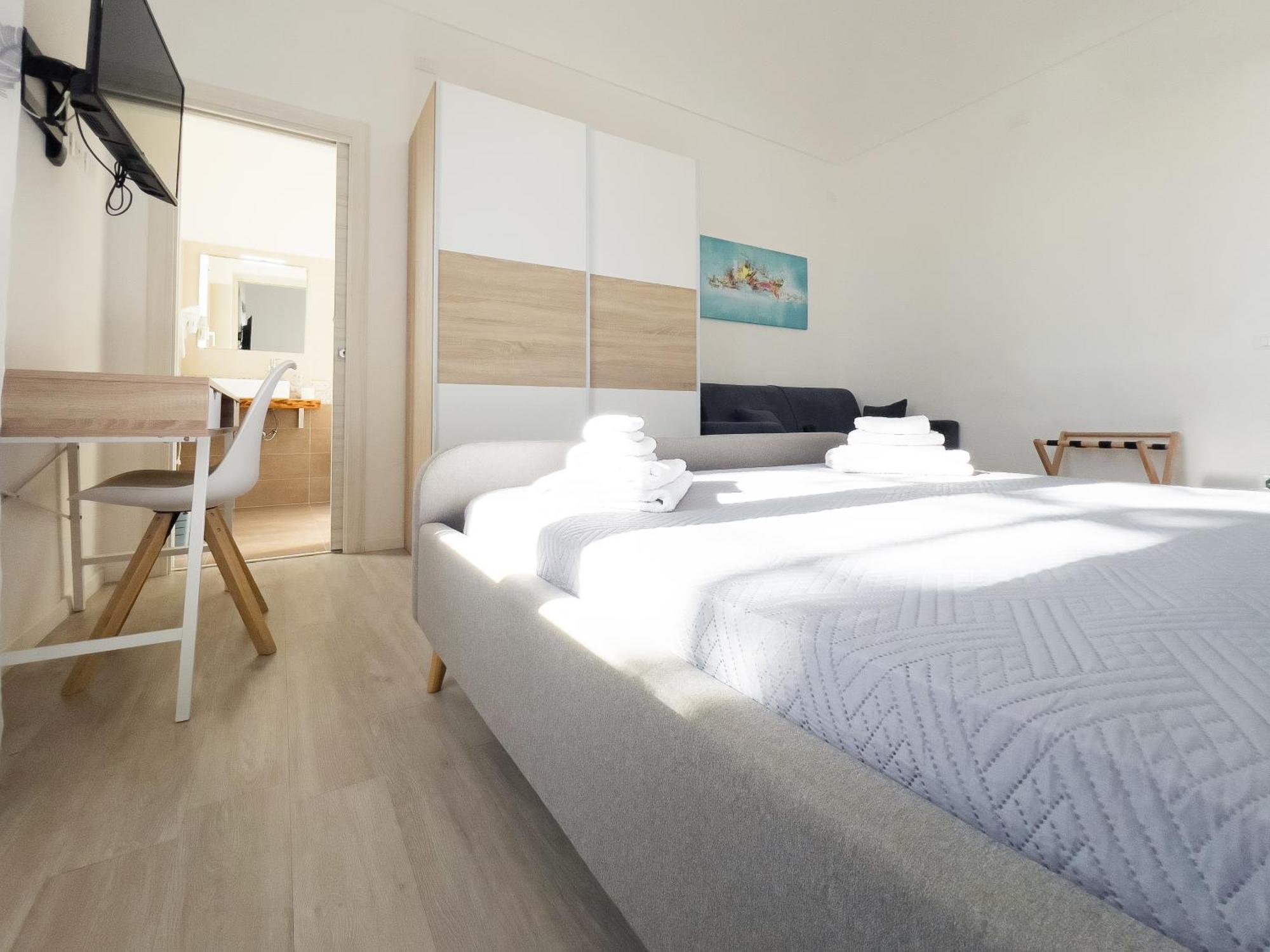 Ponente & Maestro Rooms Favignana Exteriör bild