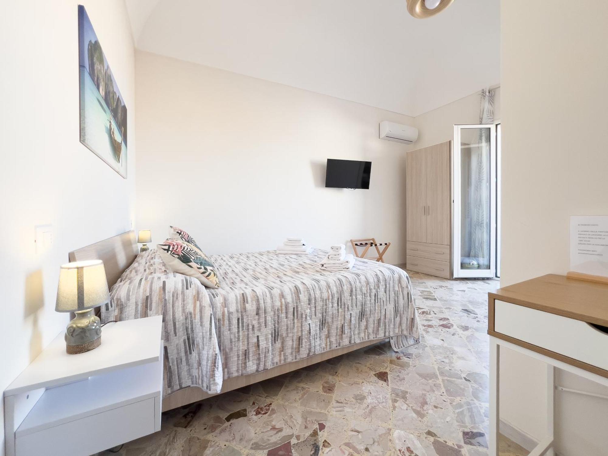 Ponente & Maestro Rooms Favignana Exteriör bild